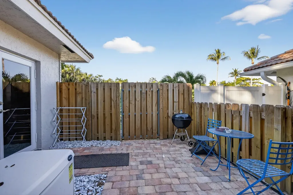 7598 W Country Club Boulevard Boca Raton FL 33487