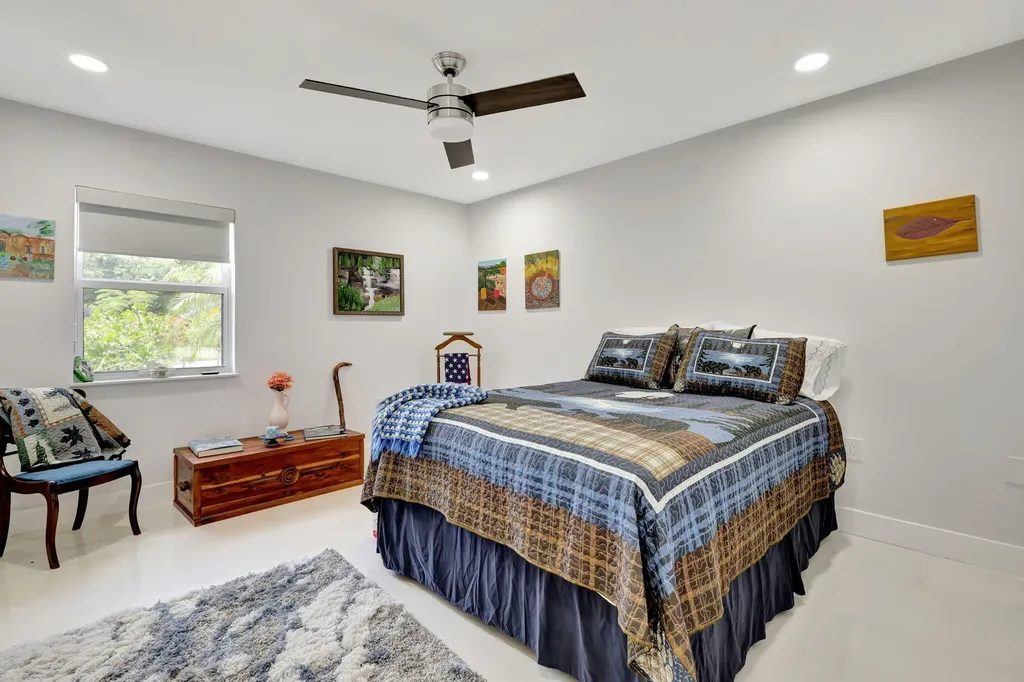 7598 W Country Club Boulevard Boca Raton FL 33487