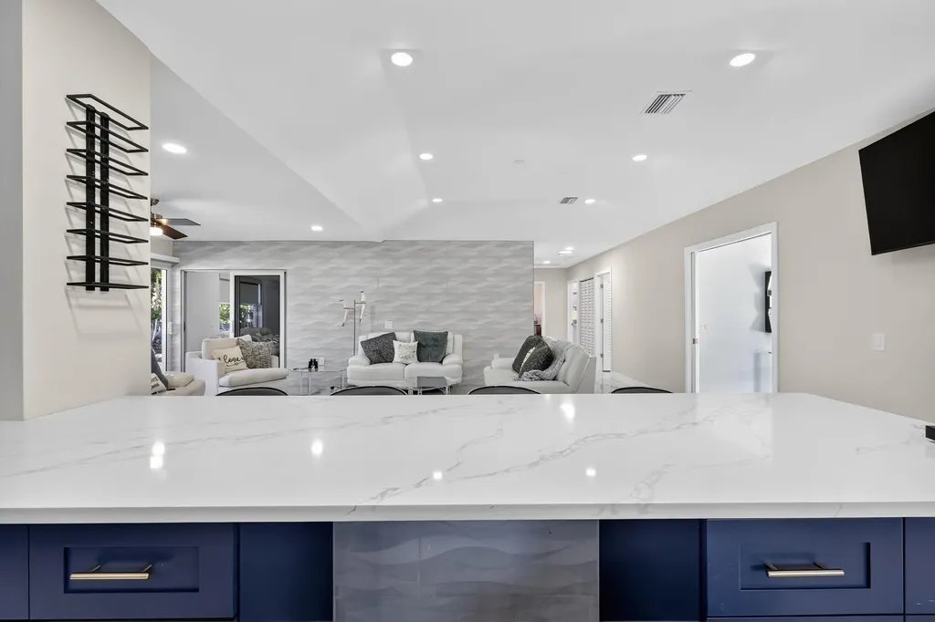 7598 W Country Club Boulevard Boca Raton FL 33487