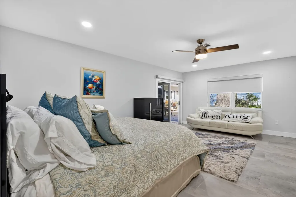 7598 W Country Club Boulevard Boca Raton FL 33487