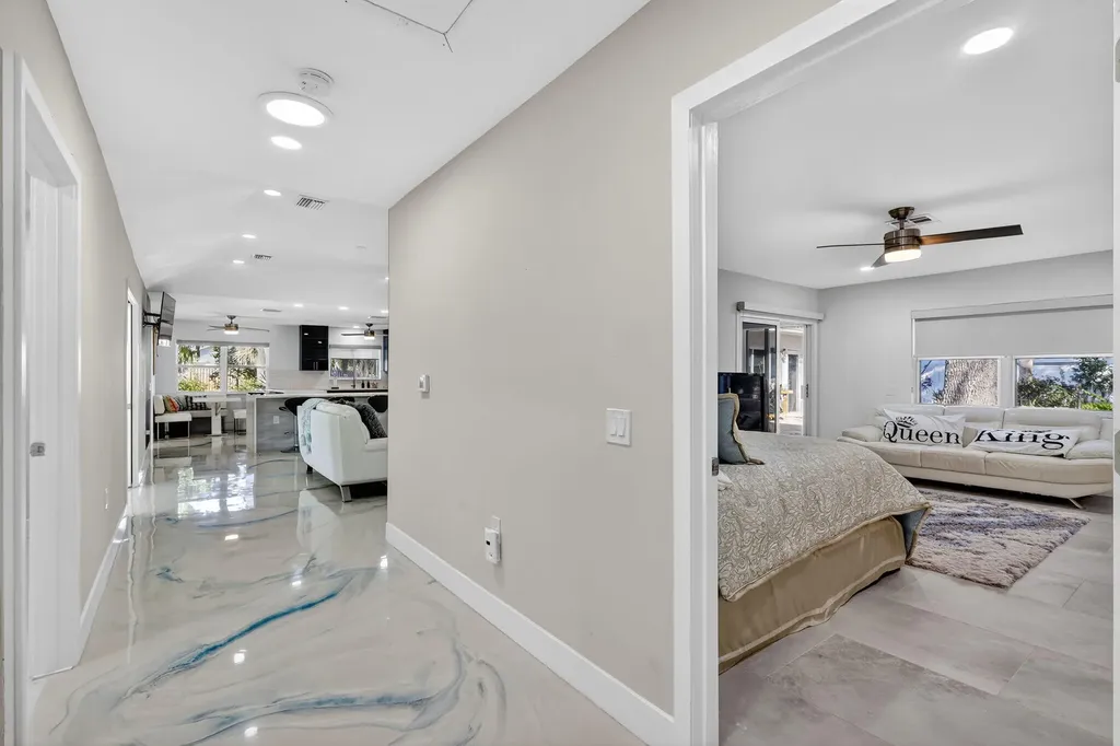 7598 W Country Club Boulevard Boca Raton FL 33487