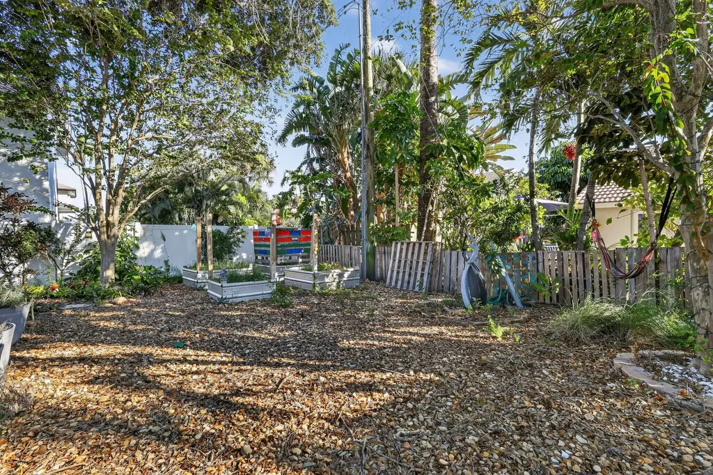 7598 W Country Club Boulevard Boca Raton FL 33487