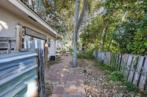 7598 W Country Club Boulevard Boca Raton FL 33487