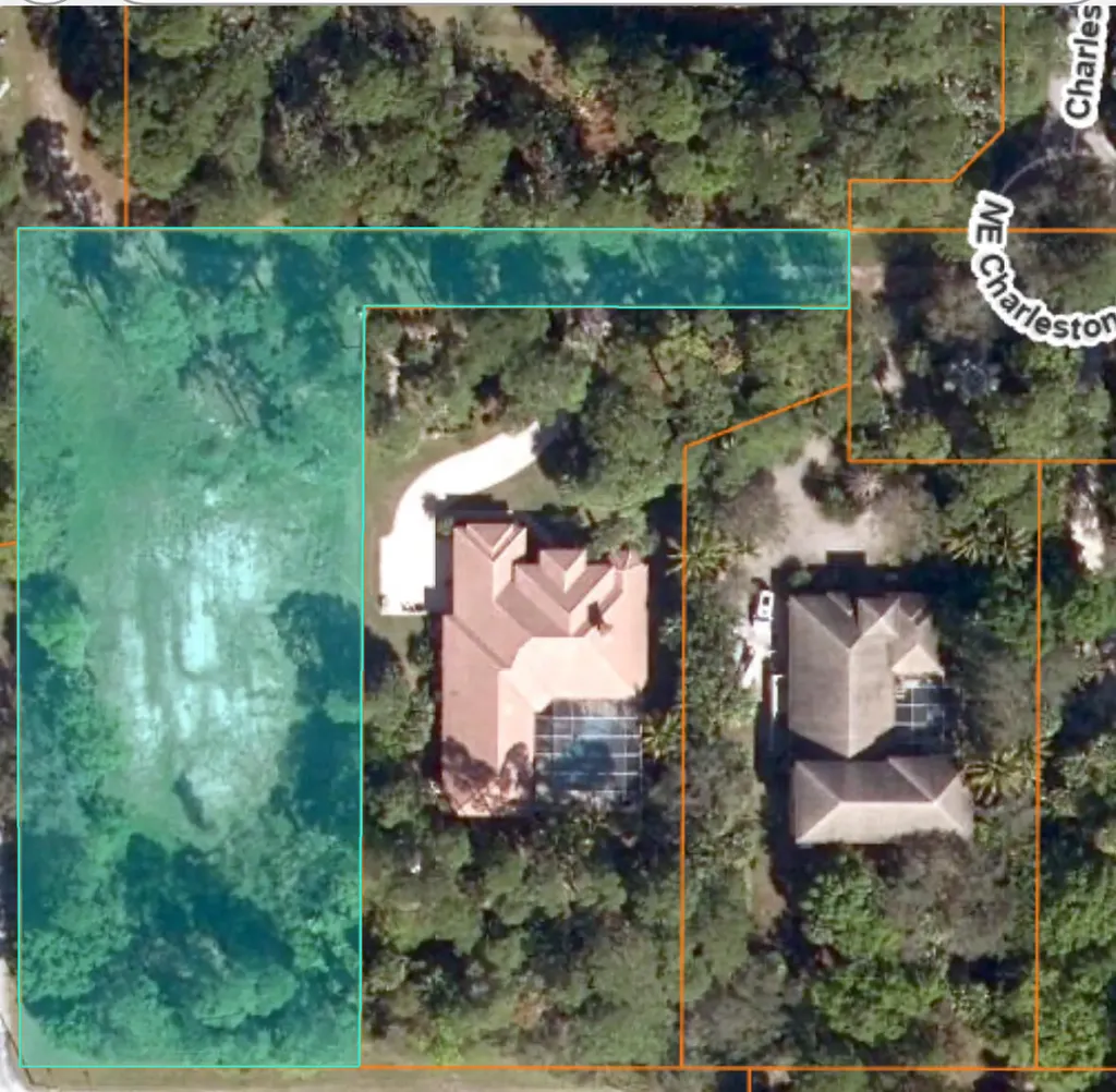 104 NE Charleston Oaks Drive Port St Lucie FL 34983