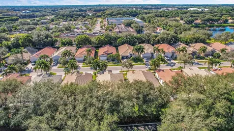 7607 New Holland Way Boynton Beach FL 33437