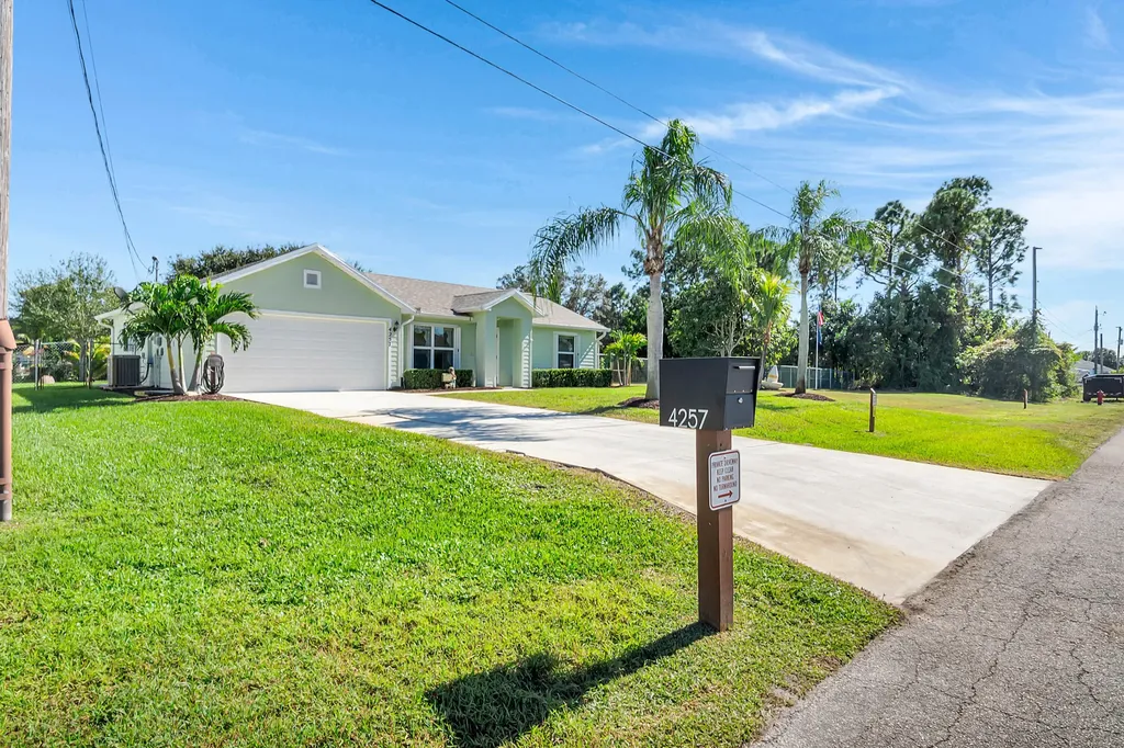 4257 SW Kazan Street Port St Lucie FL 34953