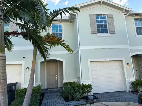 4181 Lagoon Shore Drive Lake Worth FL 33467