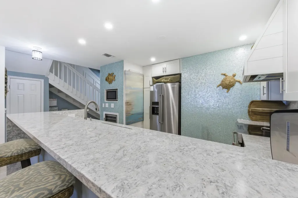 2359 Treasure Isle Drive Palm Beach Gardens FL 33410