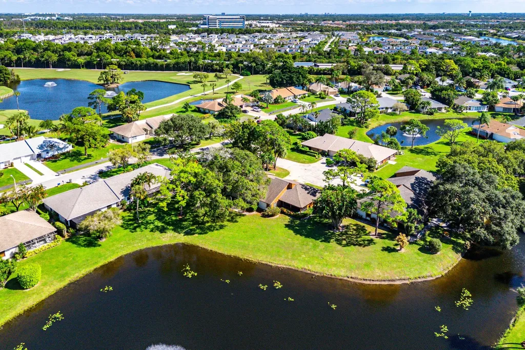 6194 Brandon Street Palm Beach Gardens FL 33418
