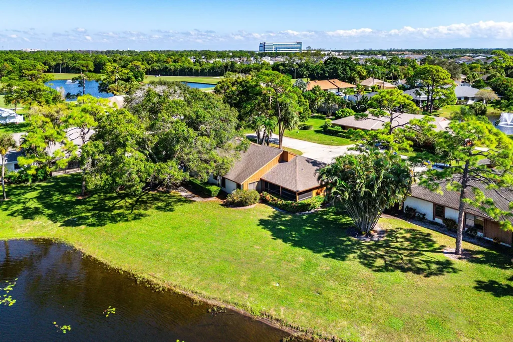 6194 Brandon Street Palm Beach Gardens FL 33418