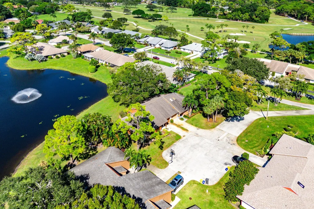 6194 Brandon Street Palm Beach Gardens FL 33418