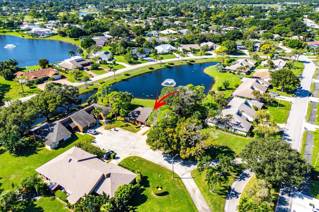 6194 Brandon Street Palm Beach Gardens FL 33418