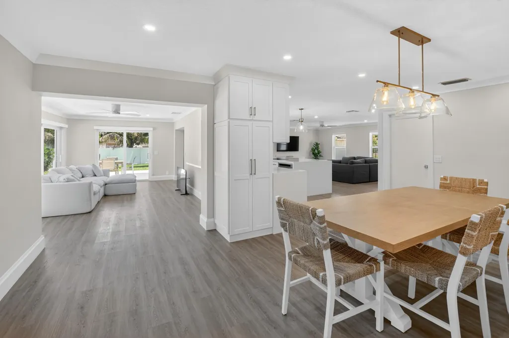 135 SE 28th Court Boynton Beach FL 33435