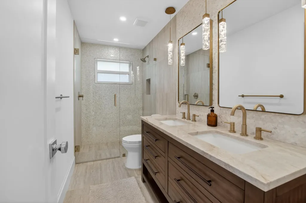 135 SE 28th Court Boynton Beach FL 33435