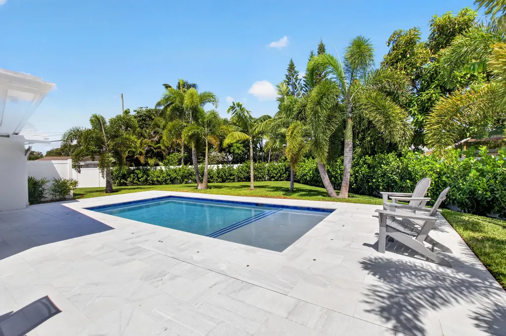 135 SE 28th Court Boynton Beach FL 33435