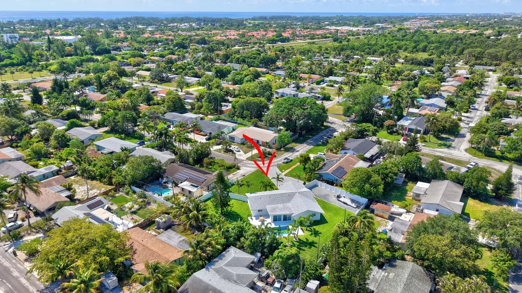 135 SE 28th Court Boynton Beach FL 33435