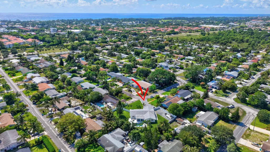 135 SE 28th Court Boynton Beach FL 33435