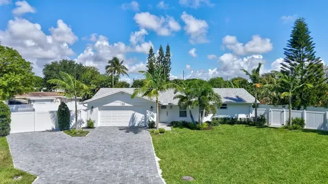 135 SE 28th Court Boynton Beach FL 33435