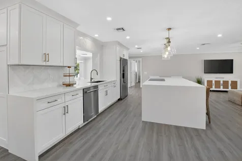 135 SE 28th Court Boynton Beach FL 33435