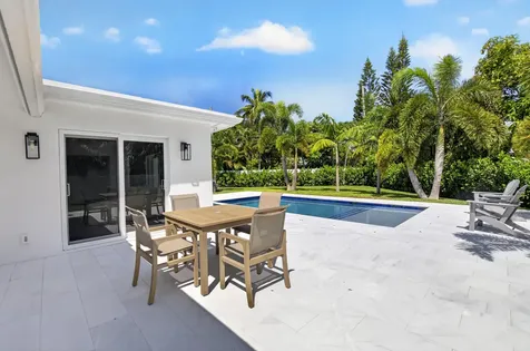 135 SE 28th Court Boynton Beach FL 33435