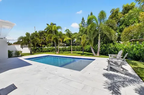 135 SE 28th Court Boynton Beach FL 33435