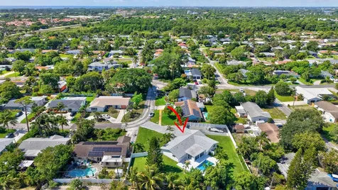 135 SE 28th Court Boynton Beach FL 33435