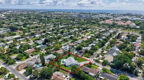 135 SE 28th Court Boynton Beach FL 33435