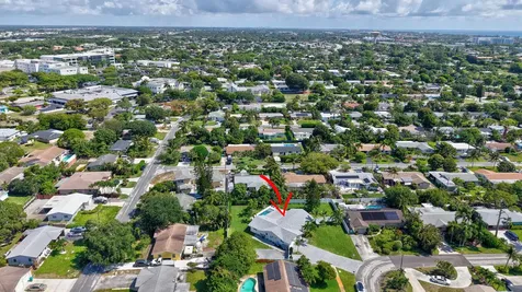 135 SE 28th Court Boynton Beach FL 33435