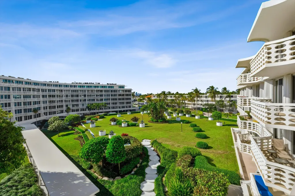 100 Sunrise Avenue Palm Beach FL 33480