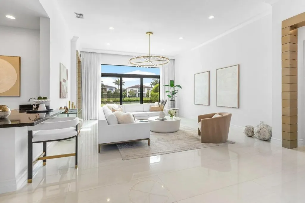 9276 Biaggio Road Boca Raton FL 33496