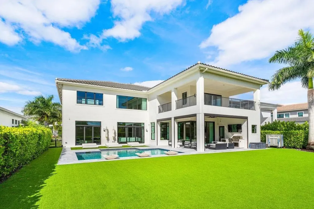 9276 Biaggio Road Boca Raton FL 33496