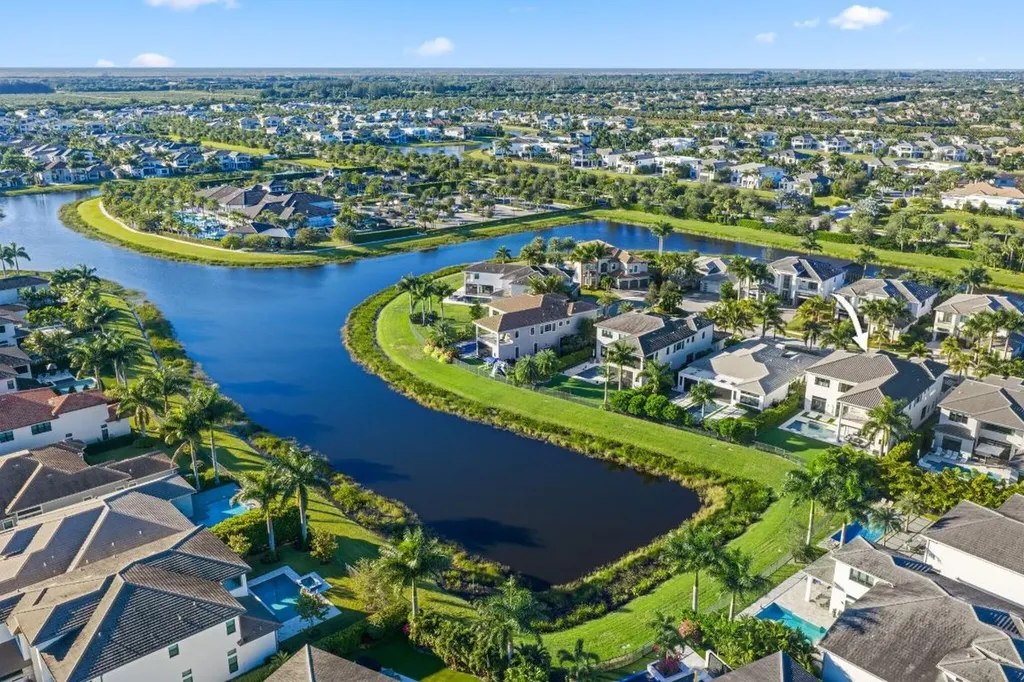 9276 Biaggio Road Boca Raton FL 33496