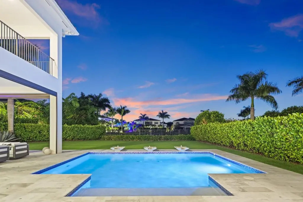 9276 Biaggio Road Boca Raton FL 33496