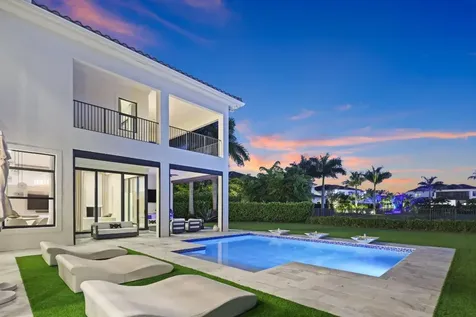 9276 Biaggio Road Boca Raton FL 33496