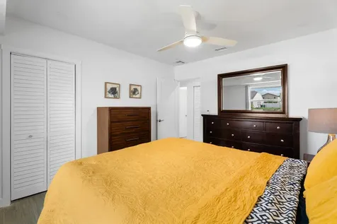 372 SE Oakridge Drive Port St Lucie FL 34984