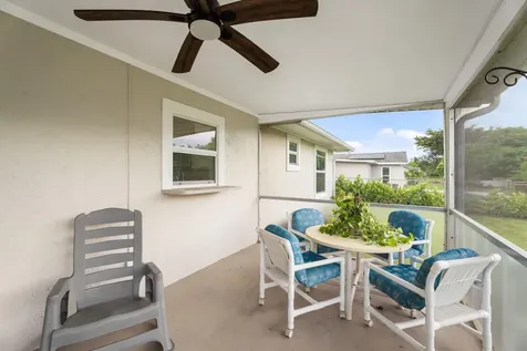 372 SE Oakridge Drive Port St Lucie FL 34984