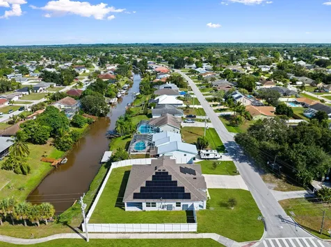 105 NE Sagamore Terrace Port St Lucie FL 34983