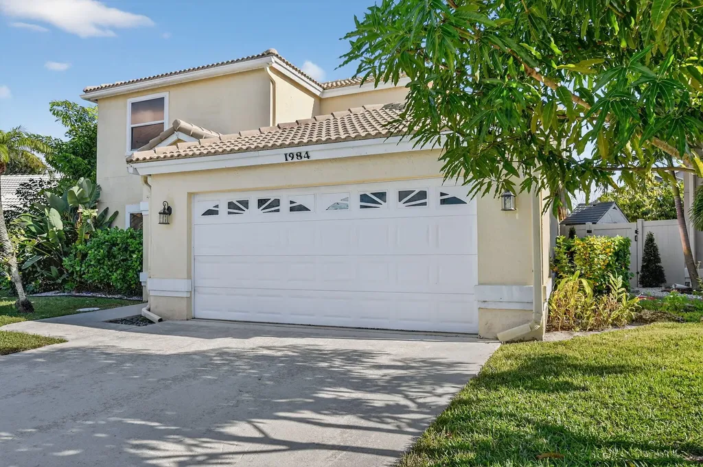 1984 White Coral Way Wellington FL 33414