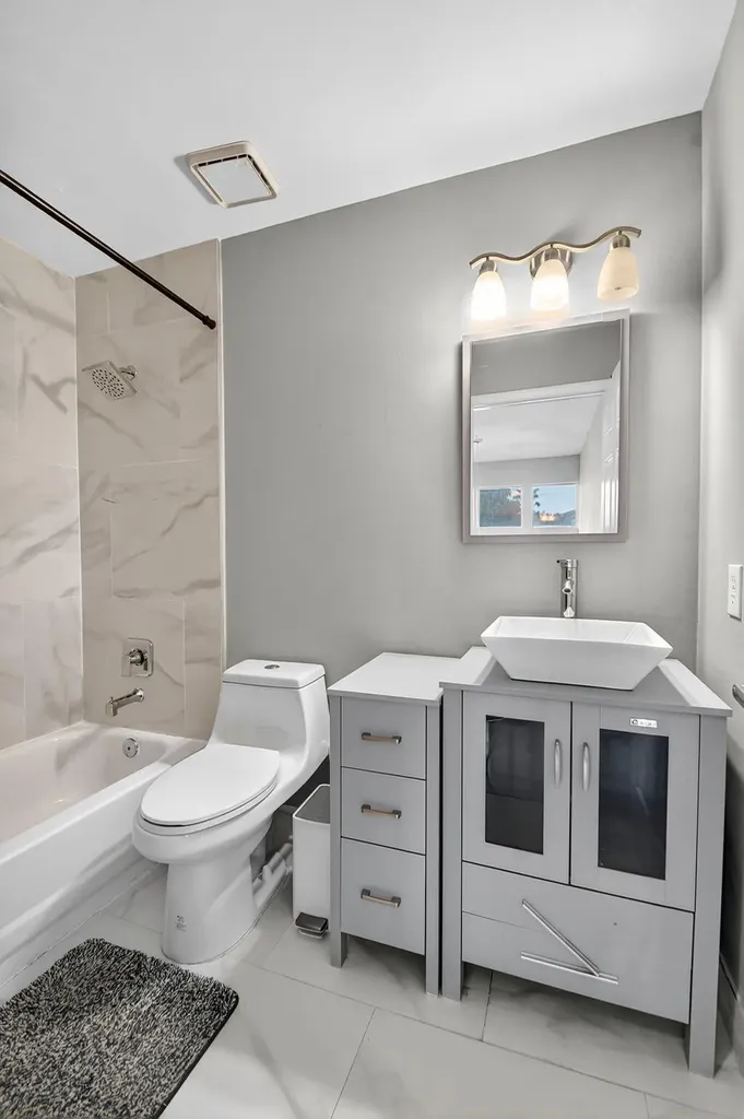 1984 White Coral Way Wellington FL 33414