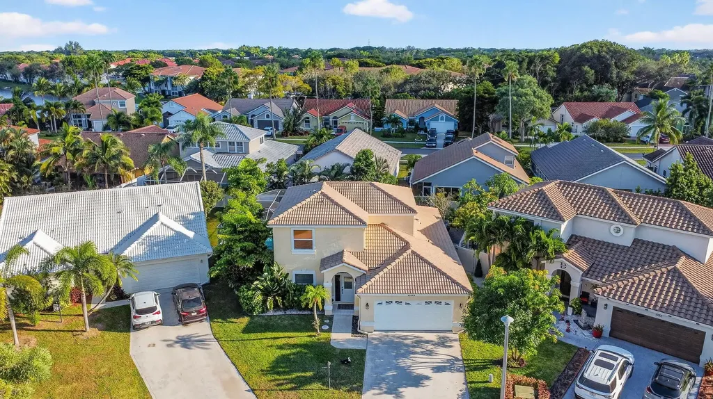1984 White Coral Way Wellington FL 33414