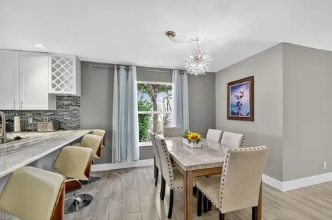 1984 White Coral Way Wellington FL 33414