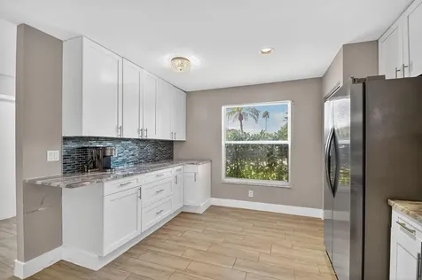 1984 White Coral Way Wellington FL 33414