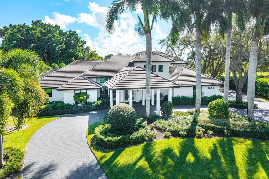 4834 S Lake Drive Boynton Beach FL 33436