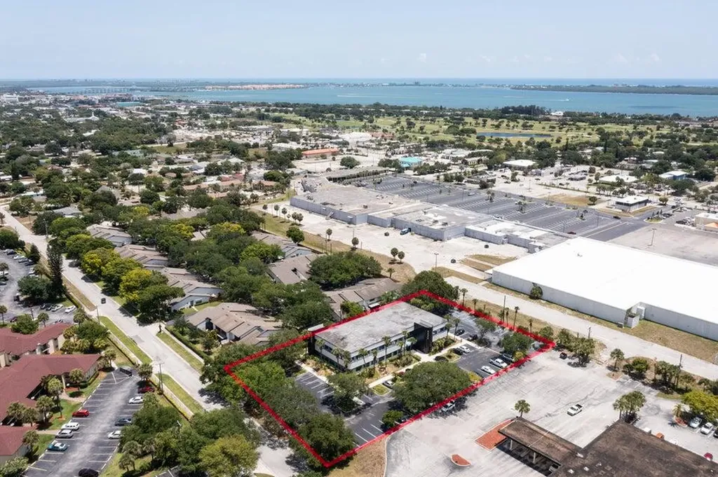 2222 Colonial Road Fort Pierce FL 34950
