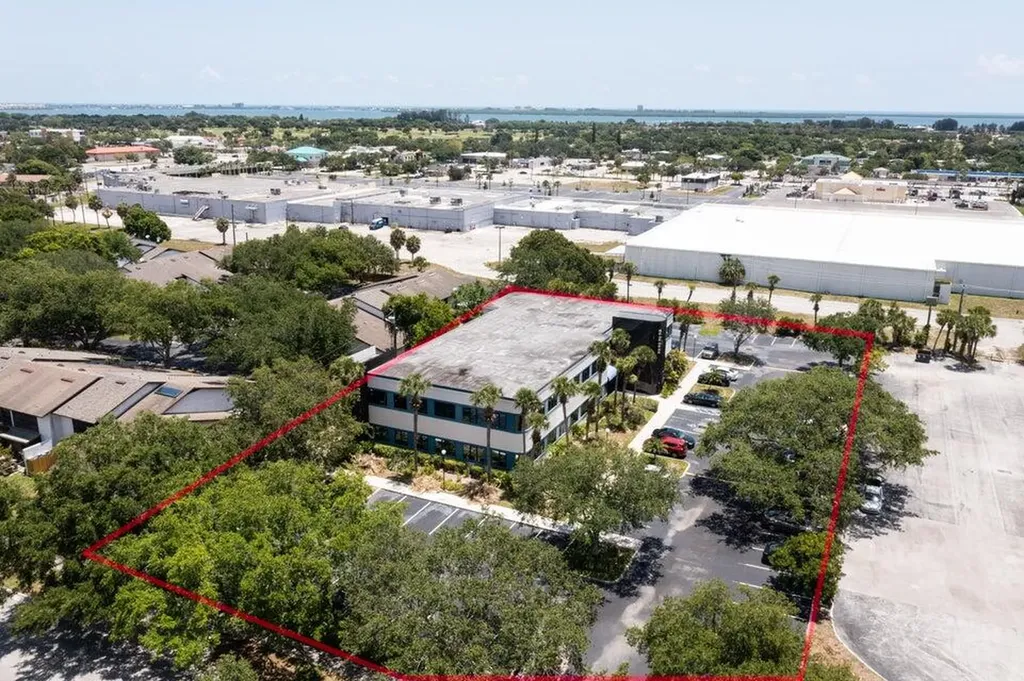 2222 Colonial Road Fort Pierce FL 34950