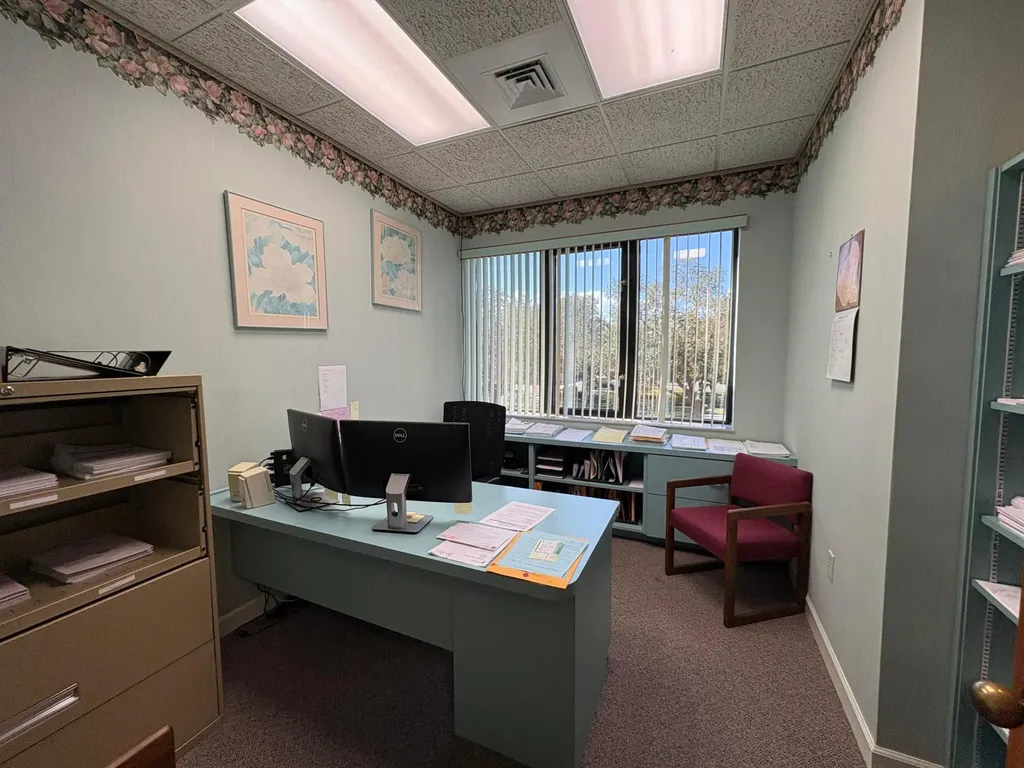2222 Colonial Road Fort Pierce FL 34950