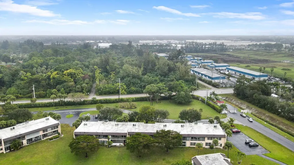 120 Lake Constance Drive West Palm Beach FL 33411