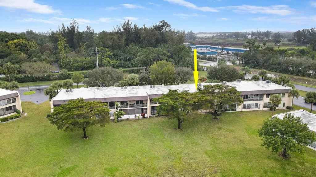 120 Lake Constance Drive West Palm Beach FL 33411