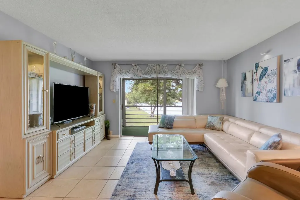 120 Lake Constance Drive West Palm Beach FL 33411