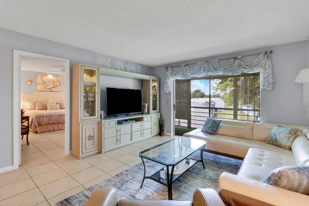 120 Lake Constance Drive West Palm Beach FL 33411